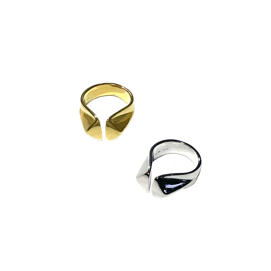 Double Triangle Ring