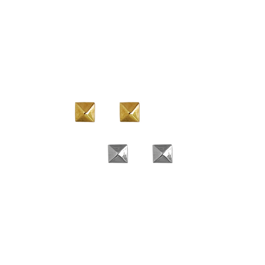 Petit Pyramid Studs Pierce